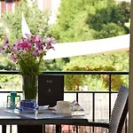 Lh Lloyd Hotel 3*