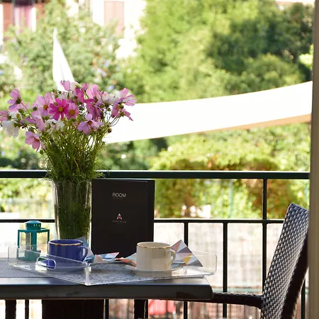 Lh Lloyd Hotel 3*