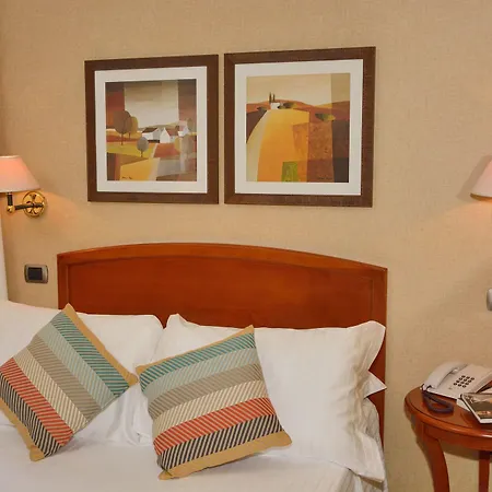 Lh Lloyd Hotel Rome