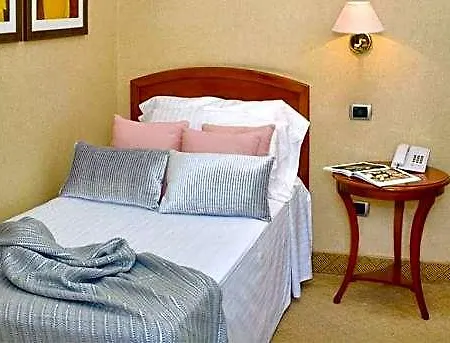 Lh Lloyd فندق روما
