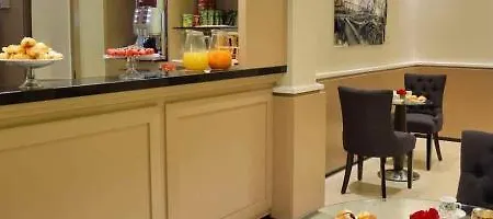 فندق Lh Lloyd 3*
